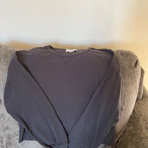 Like new Carly Jean cropped long sleeve